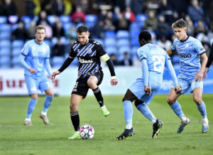 Bashkim Kadrii var anfører for OB mod Randers FC i Superligaen.