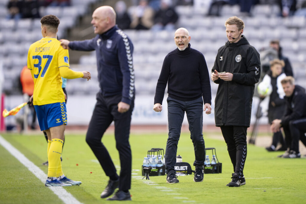 Brøndby-cheftræner Jesper Sørensen er utilfreds efter kamen mod AGF.