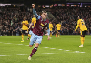 Bruun Larsen jubler efter scoring