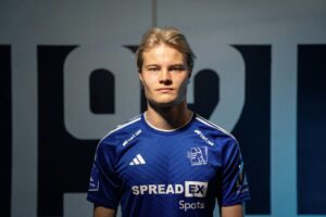 Andri Gudjohnsen i sin Lyngby-trikot.