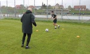 Many Perez træner sig klar til et comeback.