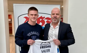 Mathias Sauer forlænger med AGF.