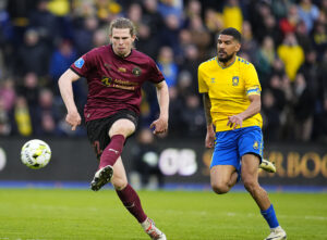 FC Midtjyllands Mads Bech Sørensen under superligakampen mellem Brøndby IF og FC Midtjylland på Brøndby Stadion søndag den 21. april 2024. Læs mere om, hvornår den nye superligasæson anno 2024/25 starter her.