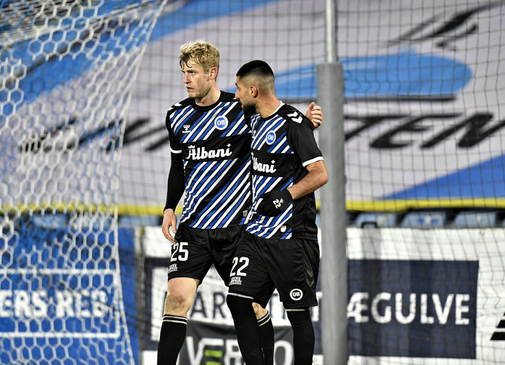 Filip Helander og Rami Al-Haji for OB i 2-2 kampen mod Randers FC i Superligaen.