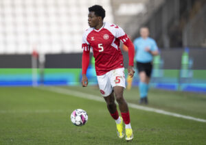 Patrick Dorgu i kamp for det danske U21-landshold