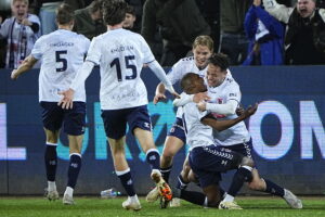 Gift Links scorer og sender AGF i pokalfinalen.