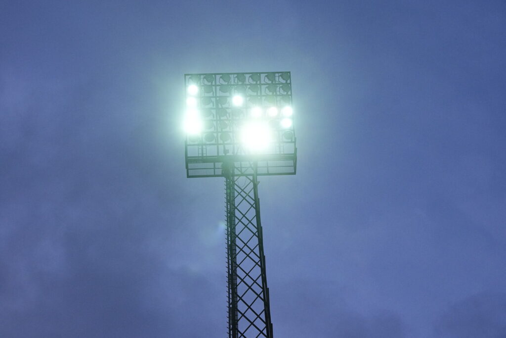 Der var problemer med lysmasterne på Ceres Park under pokalsemifinalen mod FC Nordsjælland.