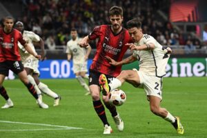 Dybala dribler Roma tættere på sejren mod AC Milan.