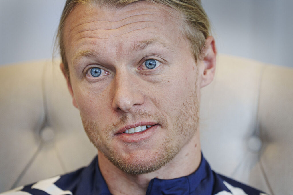 AC Milans Simon Kjær lader sig interviewe til dansk presse for DBU