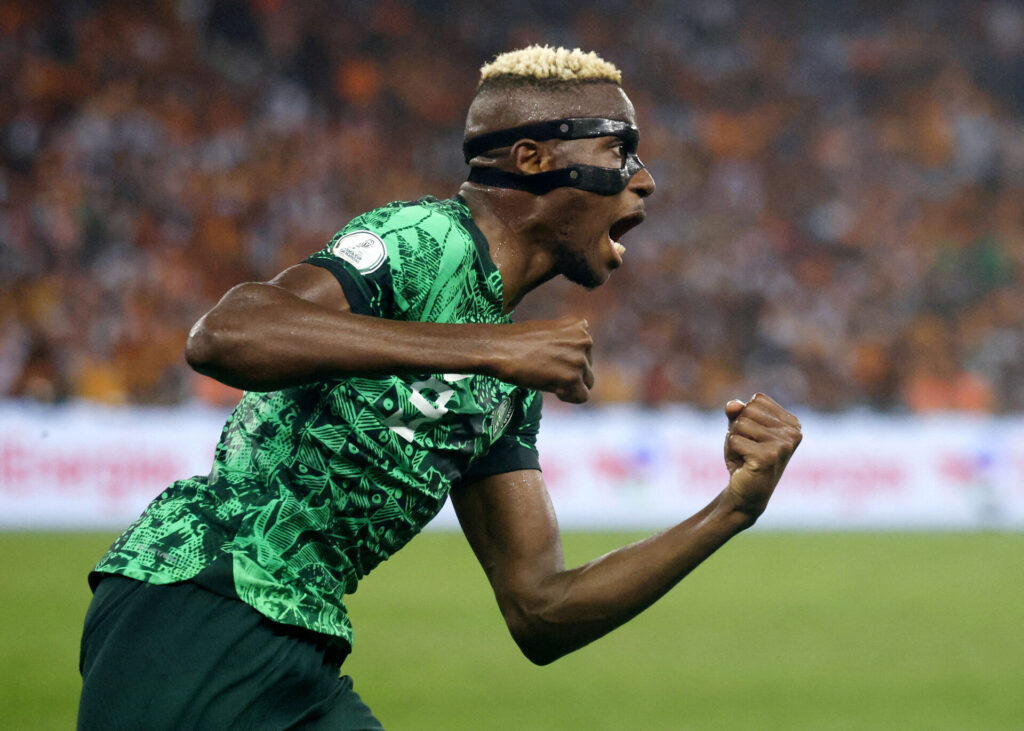 Victor Osimhen fejrer en scoring for Nigeria.