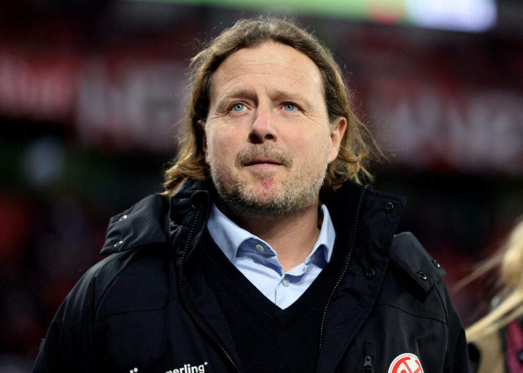Bo Henriksen på sidelinjen for Mainz 05