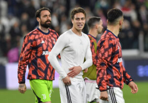 Kenan Yildiz efter en sejr i den italienske pokalturnering.