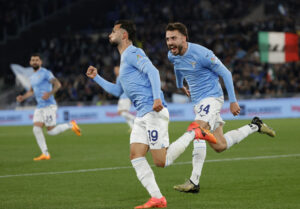 Taty Castellanos fejrer sin scoring i en kamp mod AS ROma.