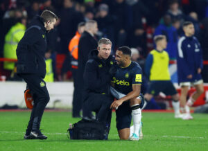 Callum Wilson udgik med en skade mod Nottingham Forrest i Premier League,.