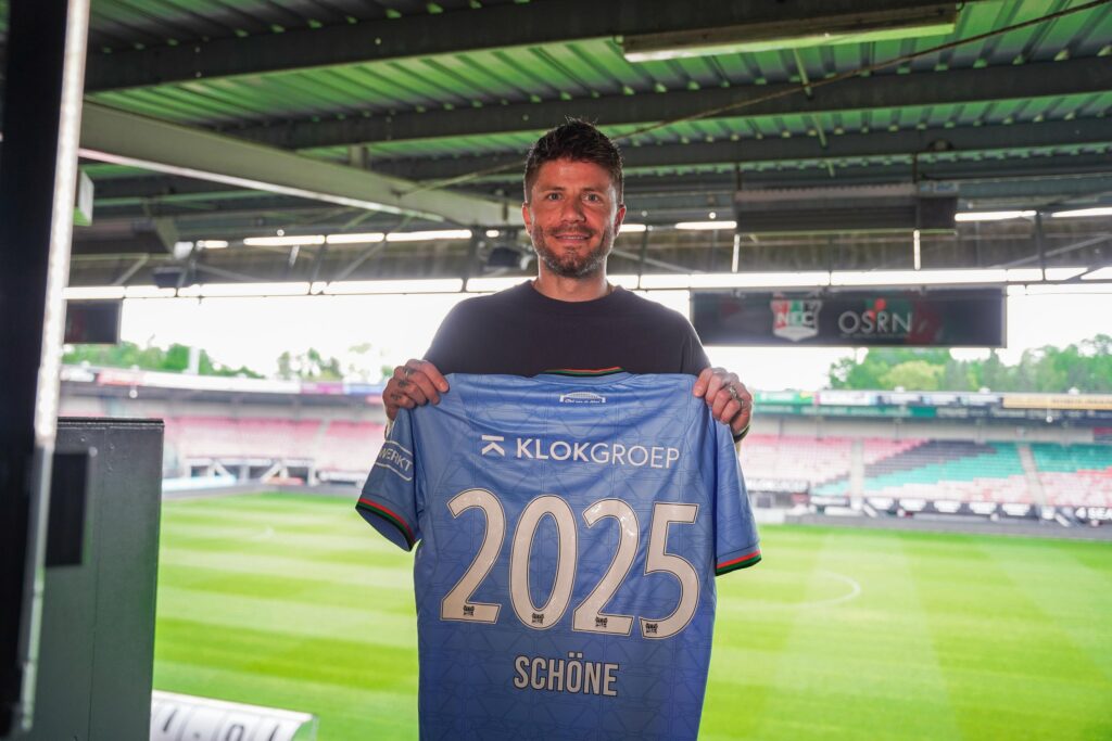 Lasse Schöne har skrevet under på en ny kontrakt med NEC Nijmegen, der gælder frem til sommeren 2025.