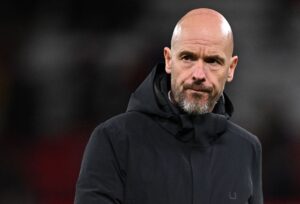 Erik ten Hag på sidelinjen for Manchester United.