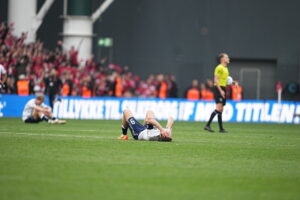 AGF's Patrick Mortensen efter pokal-skuffelsen mod Silkeborg IF i Parken.