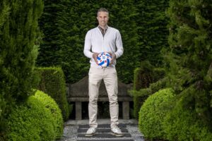 Robin van Persie præsenteret i SC Hereenveen.