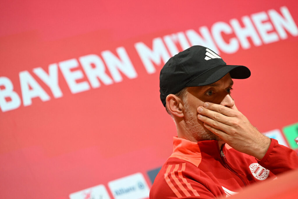 Bayern München-cheftræner Thomas Tuchel på et pressemøde.