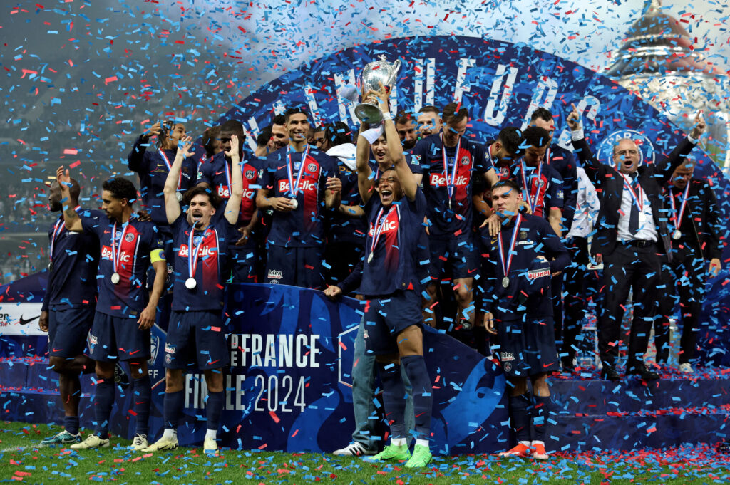 Paris Saint-Germain fejrer triumfen i den franske pokalturnering.