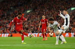 Joe Gomez i Europa League-kampen imellem Liverpool og Atalanta.