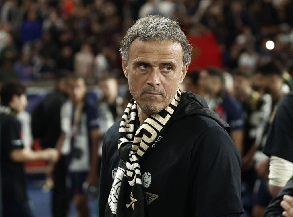 PSG-træner Luis Enrique efter at have vundet Ligue 1.