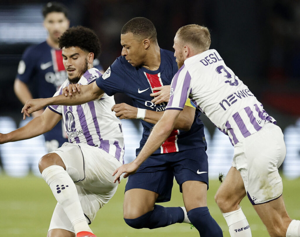 Desler og Mbappé i infight om bolden i Ligue 1
