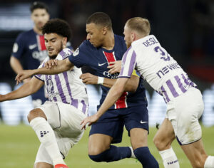 Desler og Mbappé i infight om bolden i Ligue 1