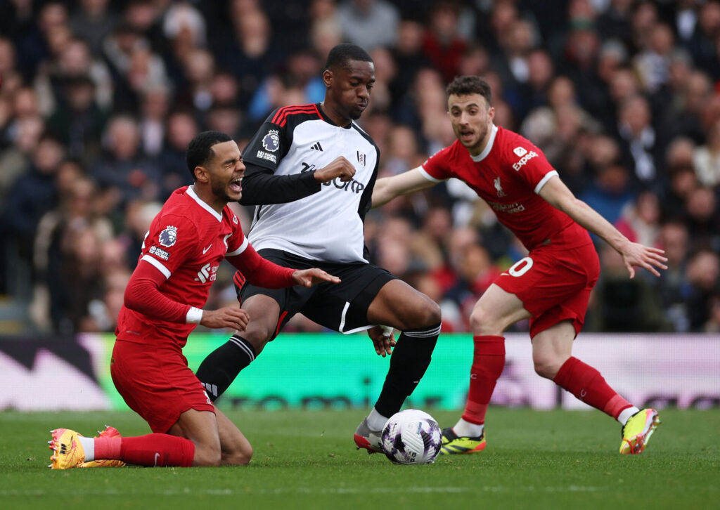 Tosin Adarabioyo i Premier League-kamp mellem Fulham og Liverpool.