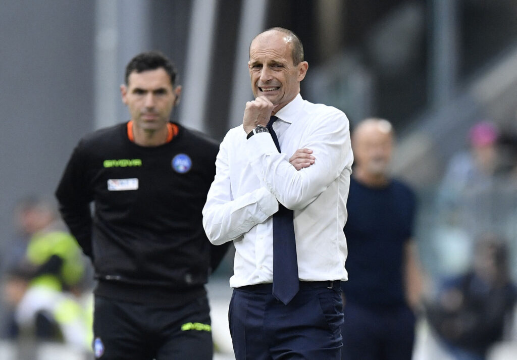 Massimiliano Allegri på sidelinjen for Juventus under Serie A-kampen imod Salernitana.