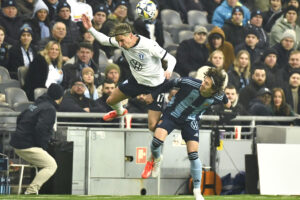 Jens Stryger Larsen i aktion for Malmö FF.