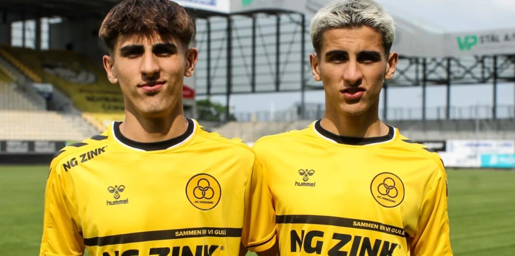 AC Horsens har forlænget aftalerne med både Anton og Oscar Karimi.