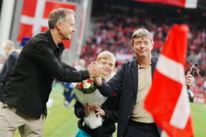 Jon Dahl Tomasson indlemmes i Fodboldens Hall of Fame.