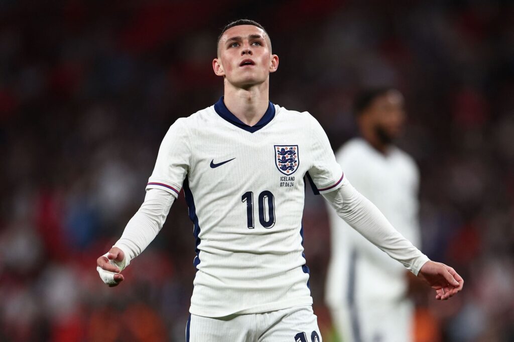 Phil Foden i aktion for England