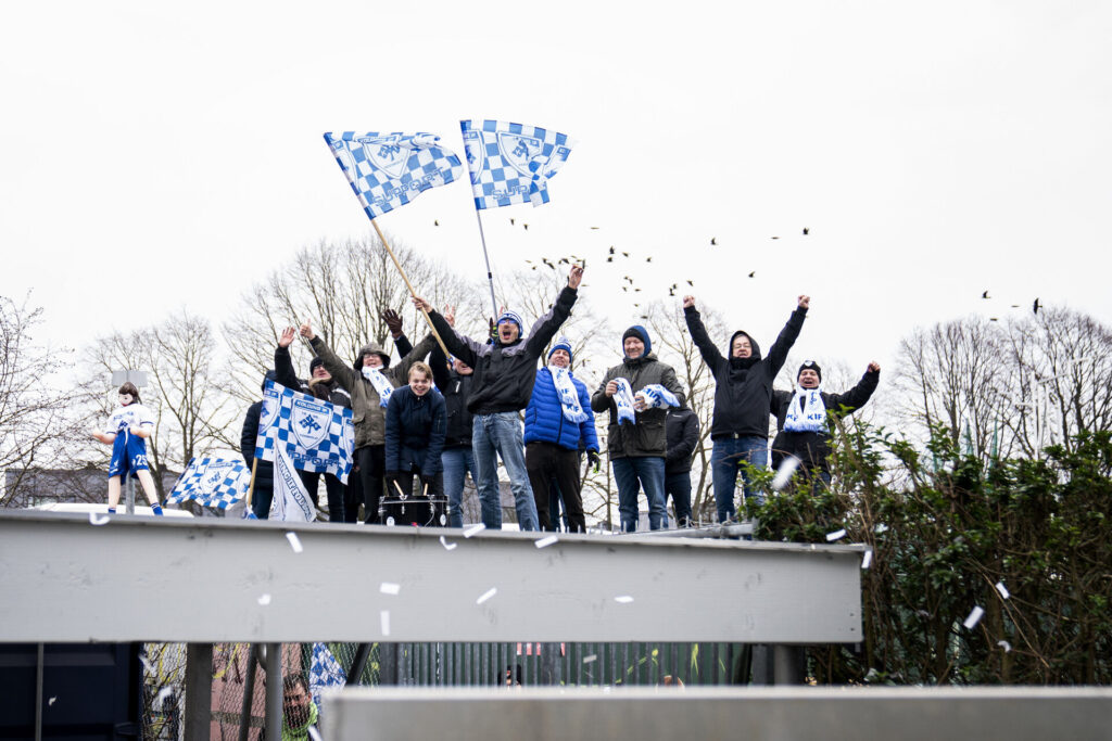 FC Roskilde-fans fejrer