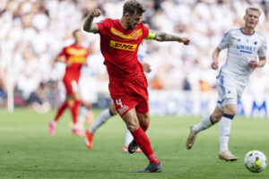 Kian Hansen i aktion for FC Nordsjælland mod F.C. København.