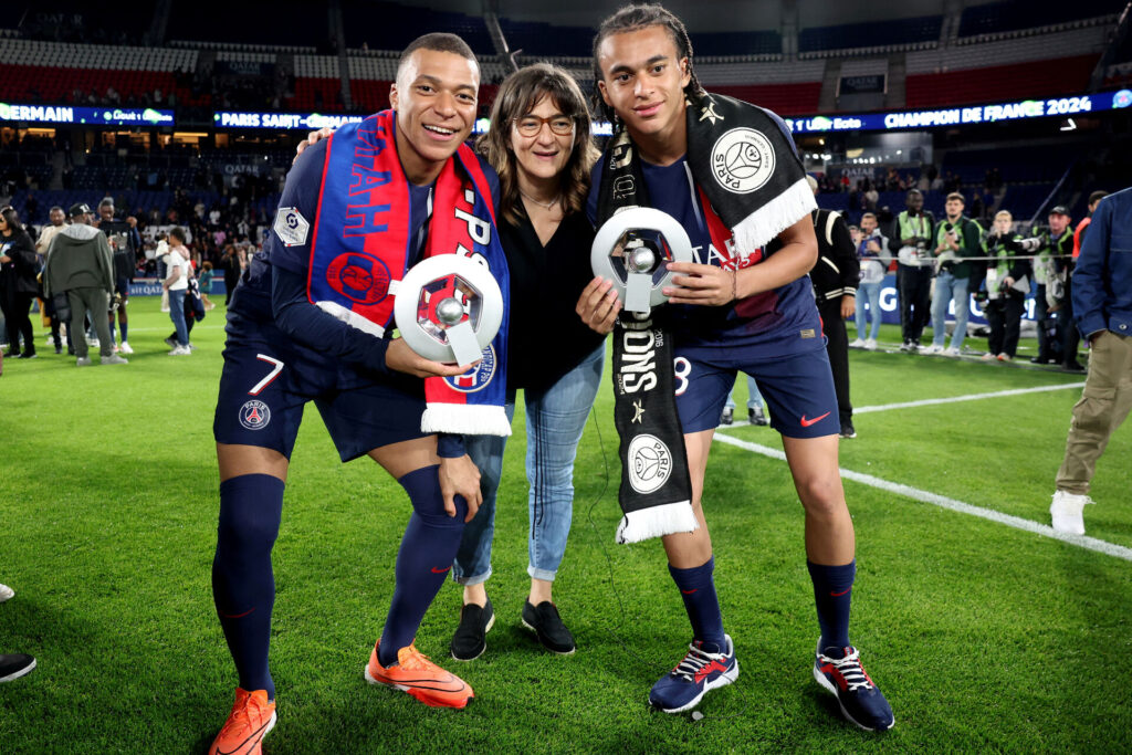 Ethan Mbappé og Kylian Mbappé.