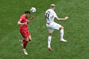 Benjamin Sesko volder problemer for de serbiske spillere ved EM.