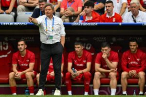 Serbiens landstræner, Dragan Stojković, har kæmpe respekt for Danmark og Christian eriksen i særdeleshed.