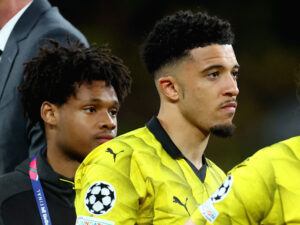 En slukøret Jadon Sancho efter at have tabt Champions League-finalen mod Real Madrid.