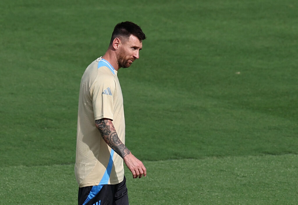 Lionel Messi på træningsbanen sammen med det argentinske landshold forud for Copa America.