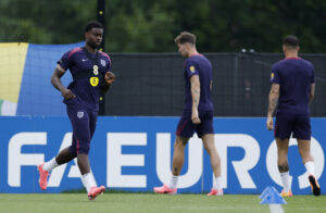 Marc Guehi træner sammen med det engelske landshold til EM 2024