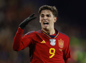 Gavi i aktion for det spanske fodboldlandshold.