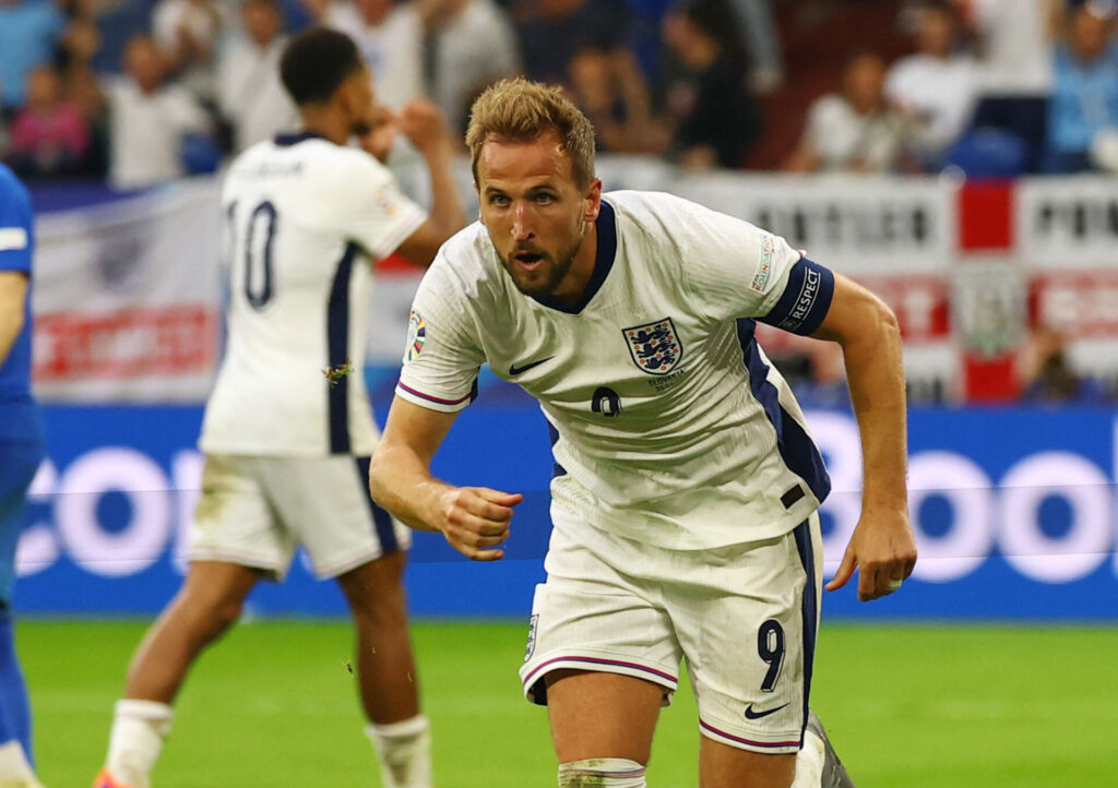 Harry Kane jubler efter sin scoring for England mod Slovakiet