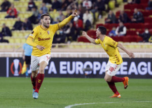 Abel Ruiz fejrer et mål for Braga mod Monaco.