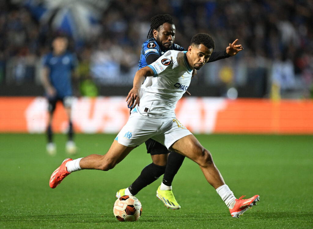 Iliman Ndiaye i kamp for Olympique Marseille imod Atalanta.
