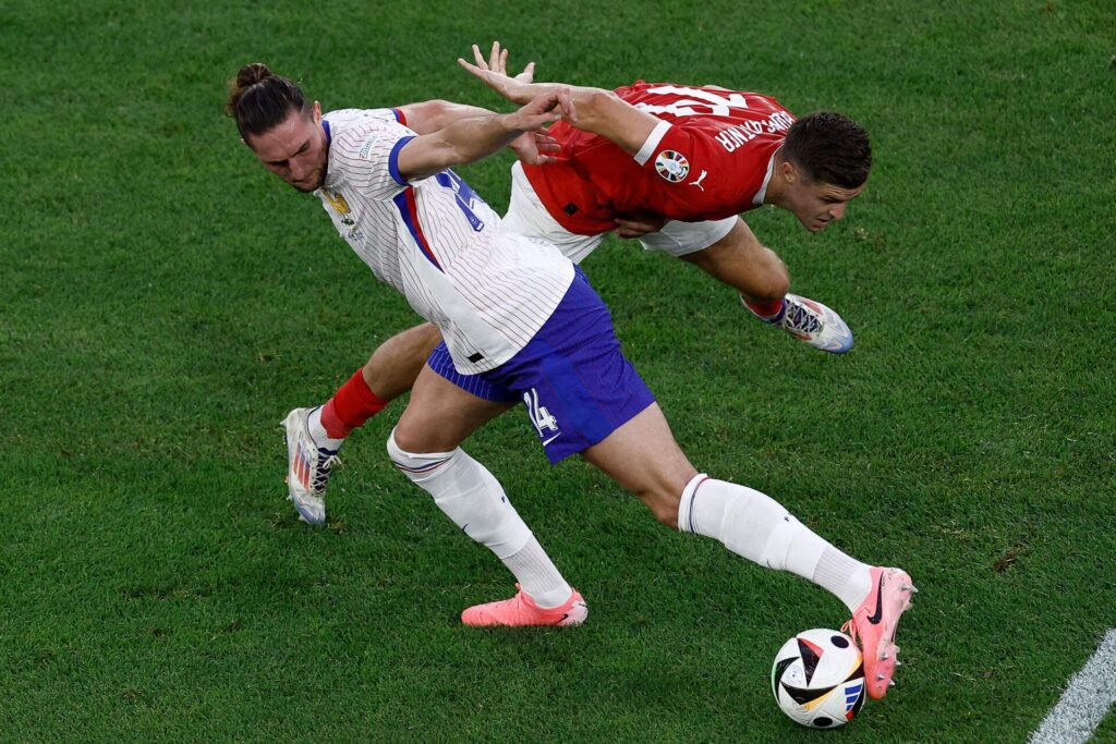 Adrien Rabiot i kamp for det franske landshold.