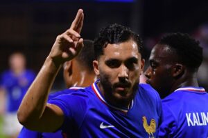 Rayan Cherki i kamp for den franske OL-trup.