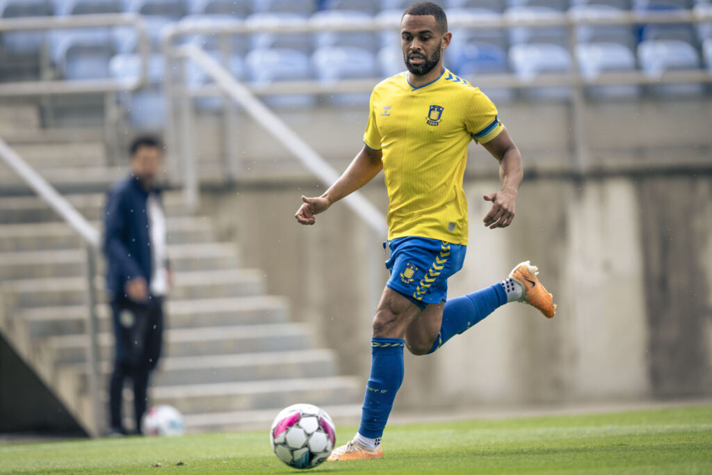 Kevin Mensah fra BIF under kampen mellem FC København og Brøndby IF i Atlantic Cup i Algarve, Portugal, mandag den 5. februar 2024.