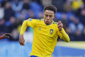 Silkeborgs Lubambo Musonda og Brøndbys Noah Nartey under superligakamppen mellem Brøndby og Silkeborg IF i på Brøndby Stadion søndag den 17. marts 2024.